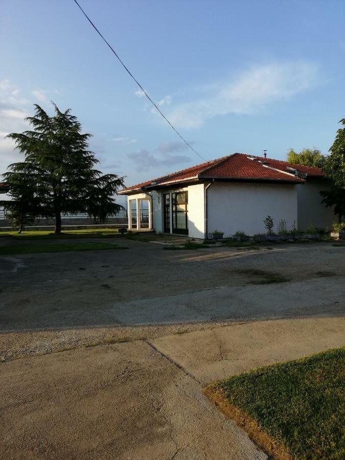 Apartman Studio Katarina Golubac Exterior photo